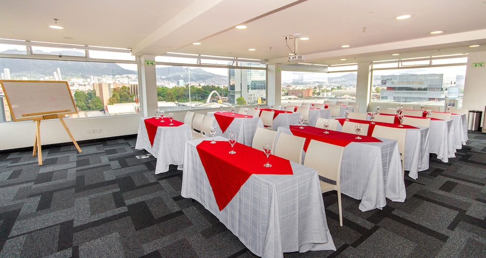 hotel american visa tower