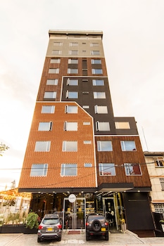 hotel american visa tower