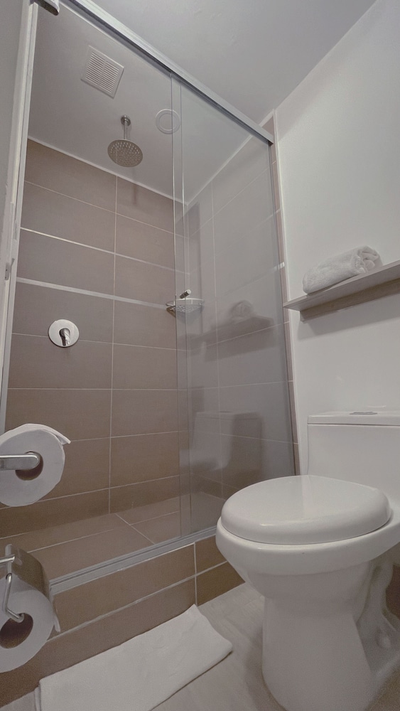 hotel ms pacifico chipichape