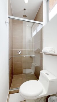 hotel ms pacifico chipichape