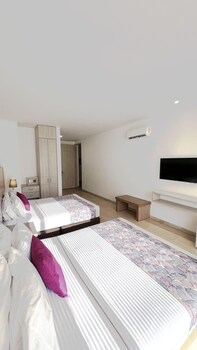 hotel ms pacifico chipichape