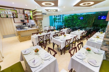 hotel aixo suites by geh suites