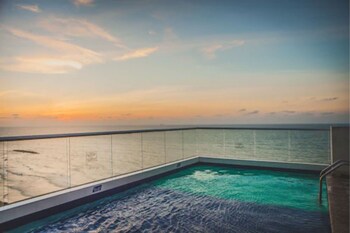 hotel aixo suites by geh suites