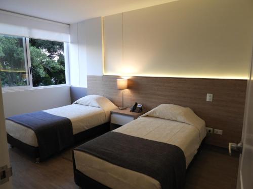park v hotel and suites