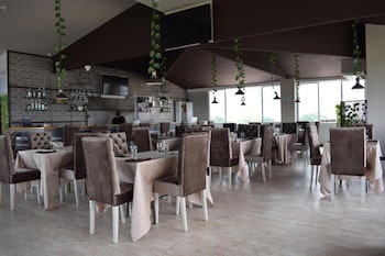 hotel marrakech cali