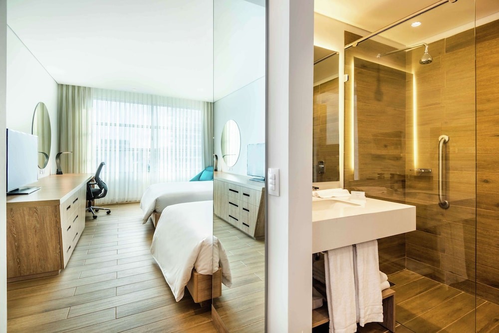hilton garden inn santa marta