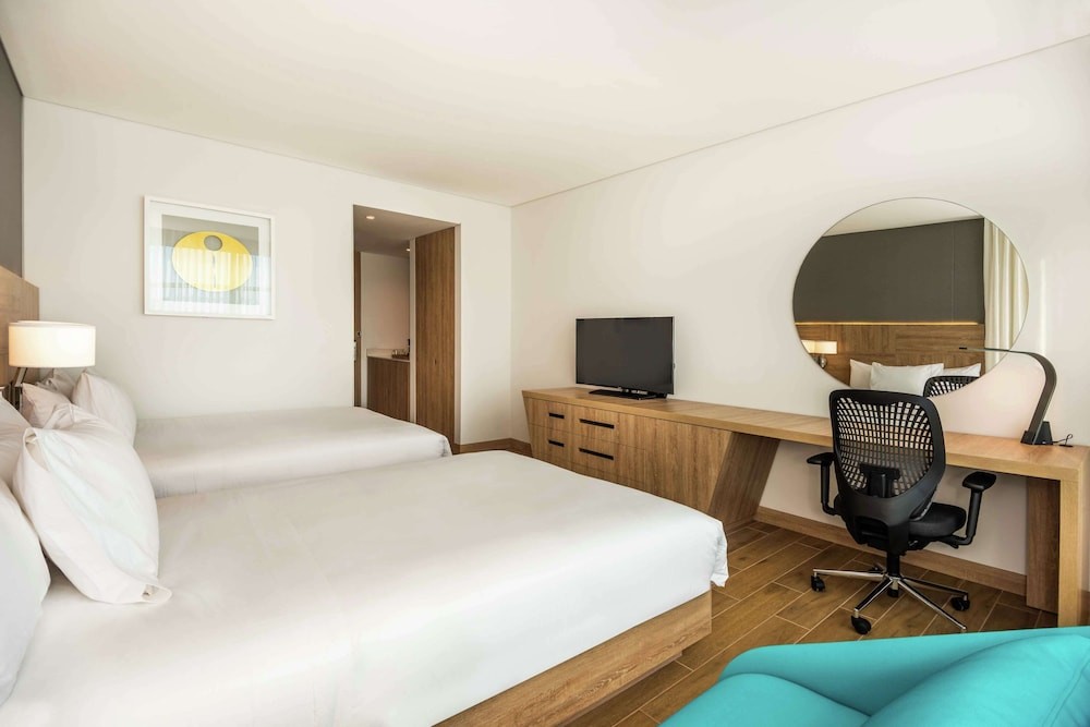 hilton garden inn santa marta