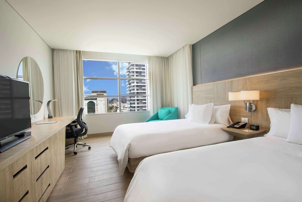 hilton garden inn santa marta