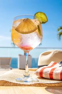 hilton garden inn santa marta