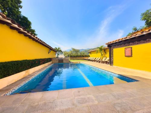 nueva granada hotel colonial centro historico