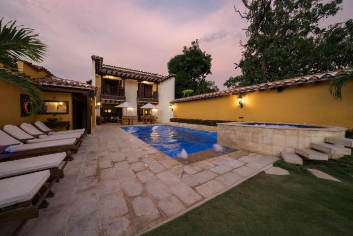 nueva granada hotel colonial centro historico