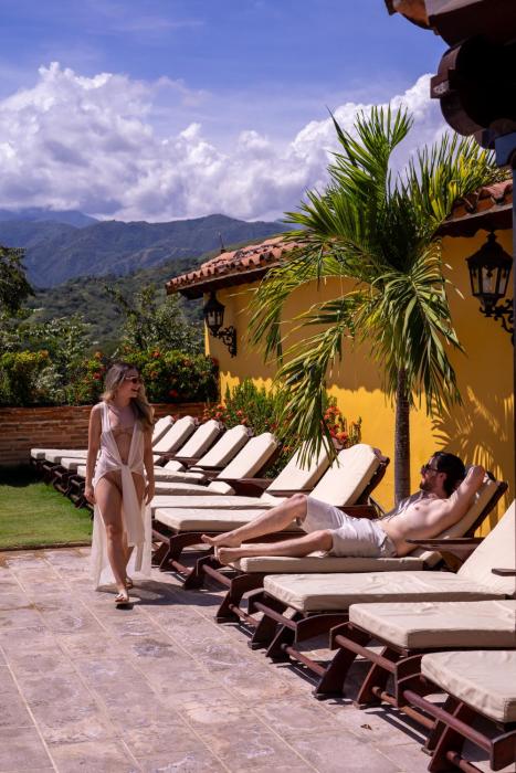 nueva granada hotel colonial centro historico