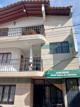 hotel lagos de guatape