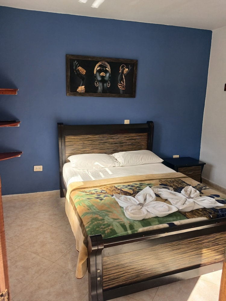 hotel lagos de guatape