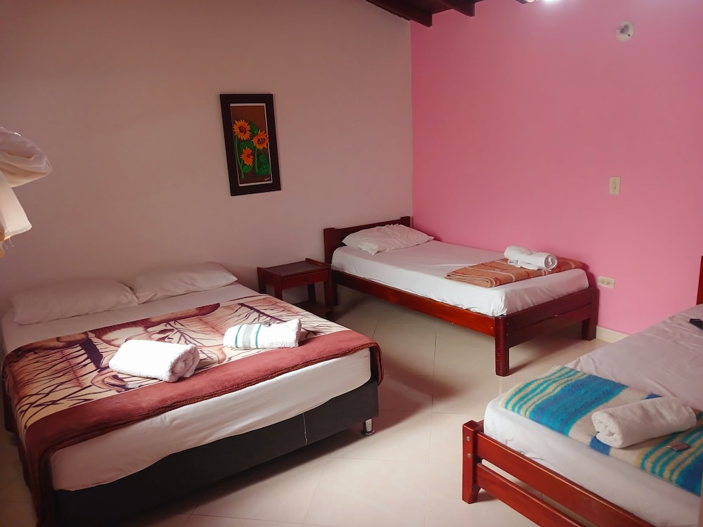 hotel lagos de guatape