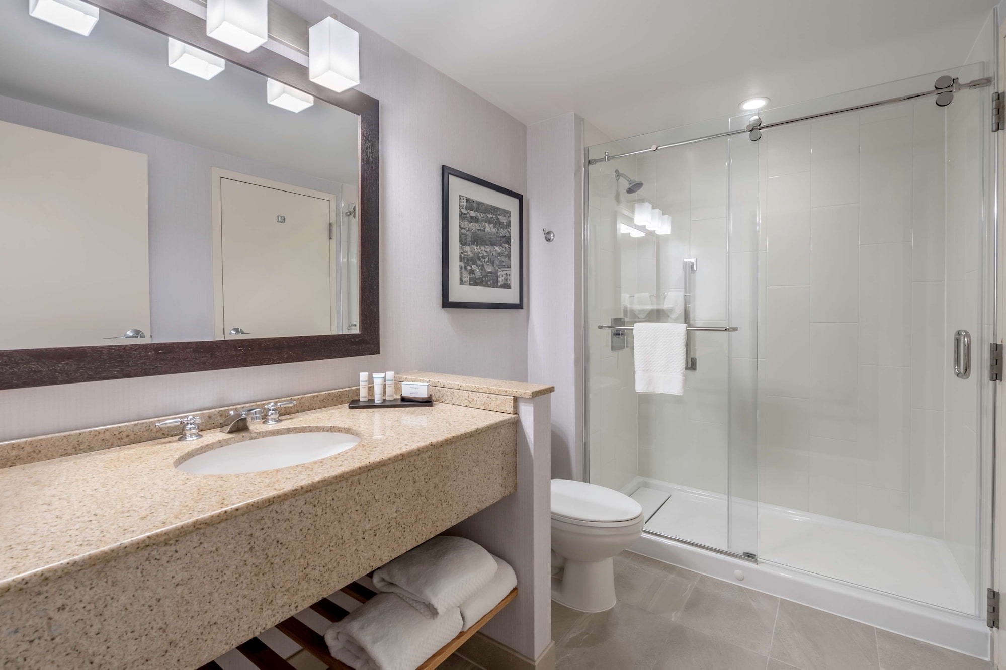 embassy suites boston logan airport