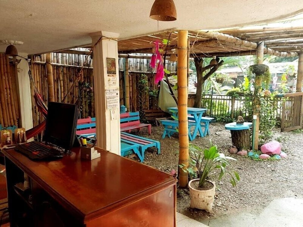 oasis hostal restaurante