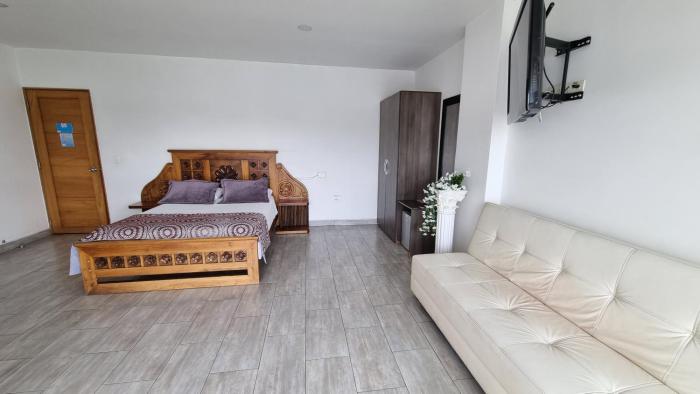 hotel portobelo guatape