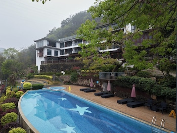 li river resort