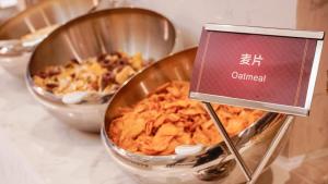 paco hotel tiyuxilu metro guangzhou free shuttle bus for canton fair