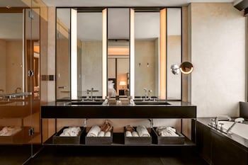 bulgari hotel shanghai