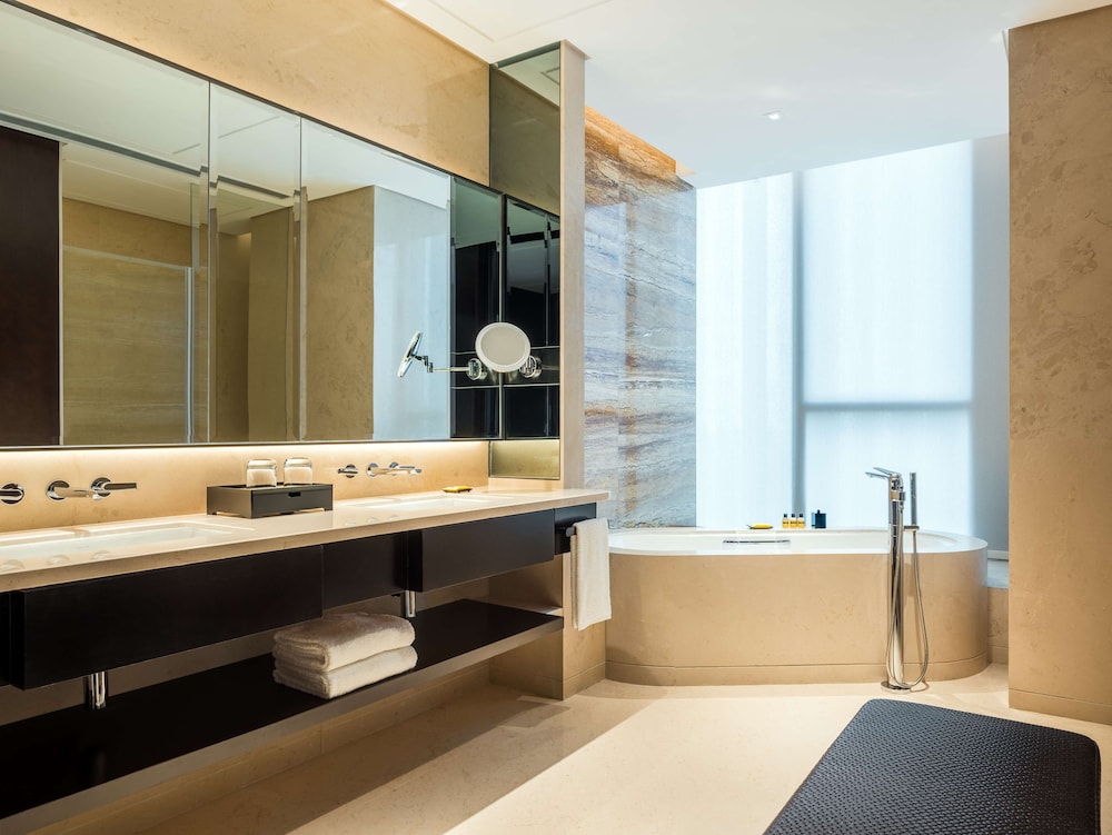 hyatt regency shanghai global harbor