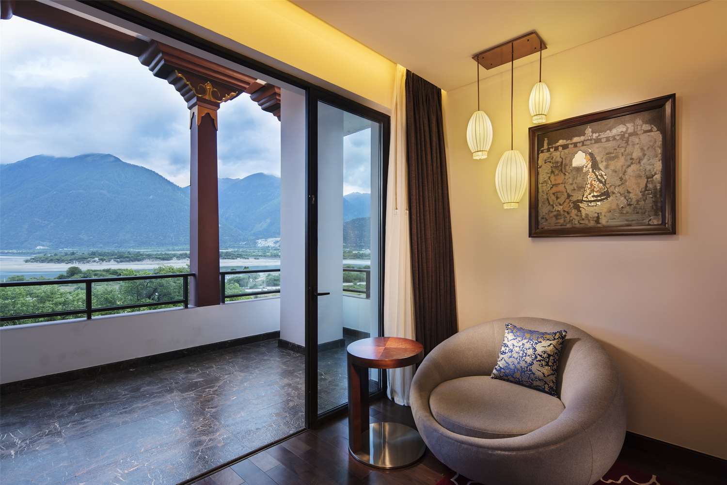 hilton linzhi resort