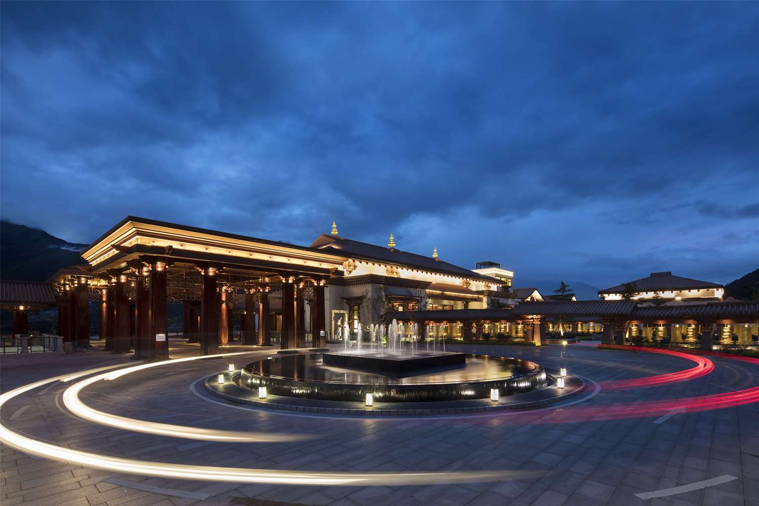 hilton linzhi resort