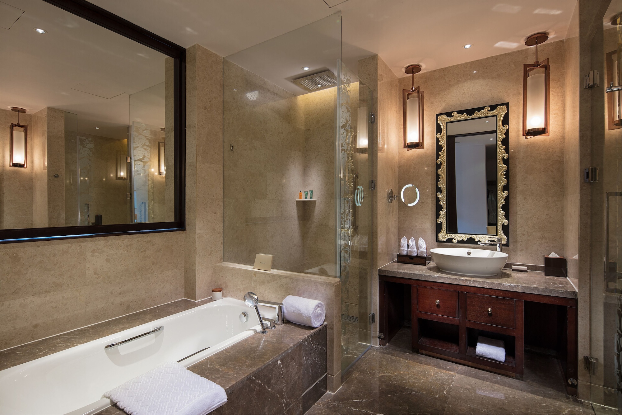 hilton linzhi resort