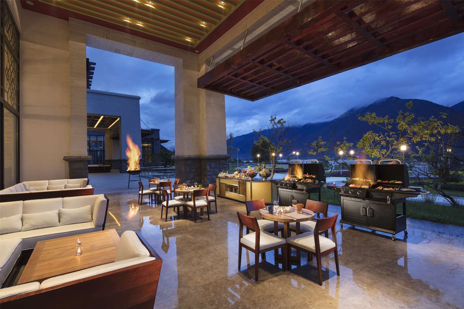 hilton linzhi resort
