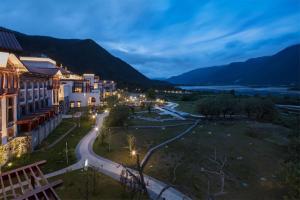 hilton linzhi resort