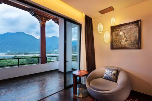 hilton linzhi resort