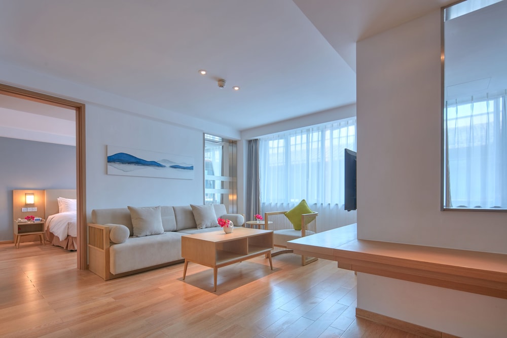 holiday inn express zhejiang qianxia lake by ihg