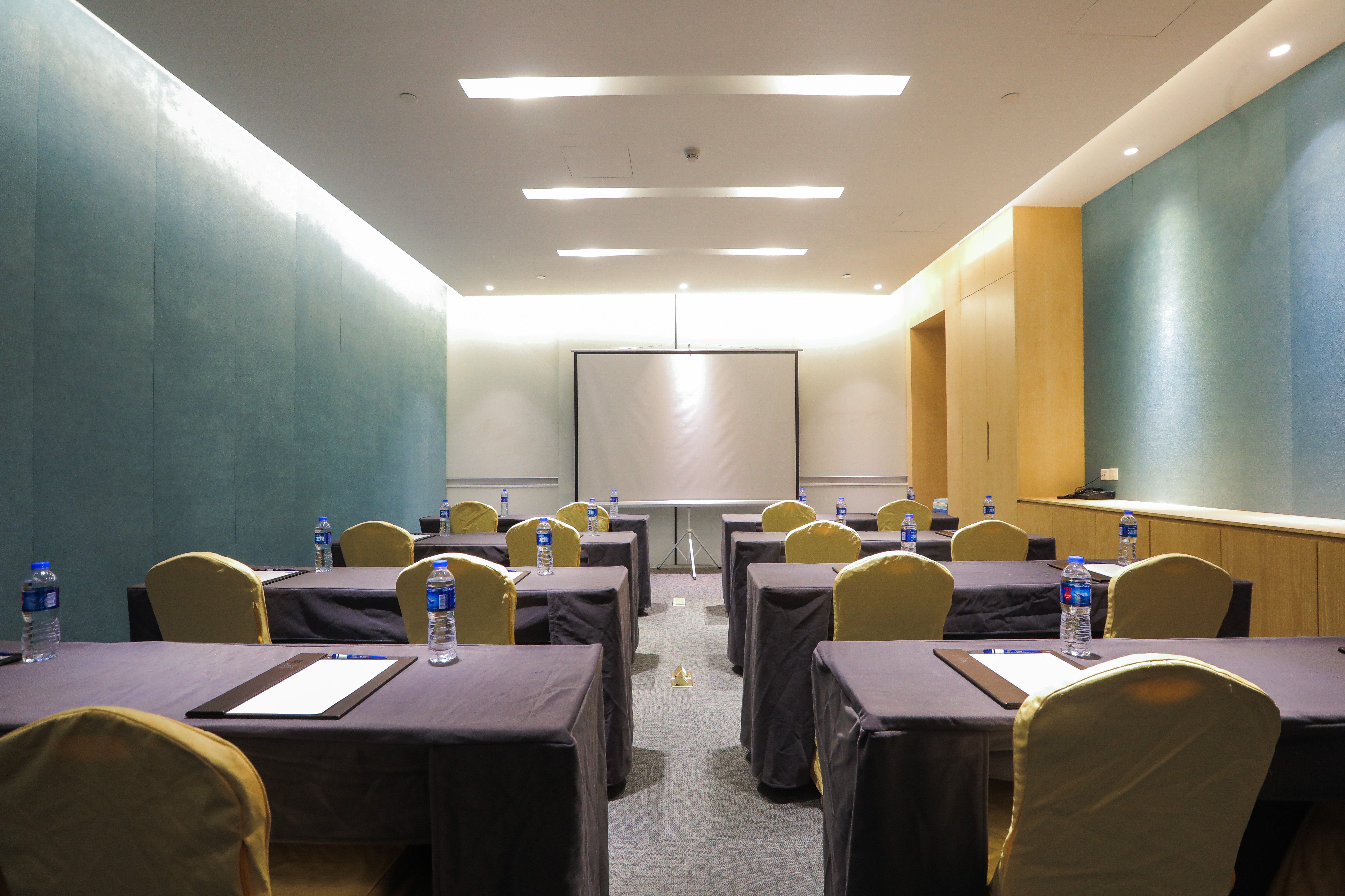 holiday inn express shanghai songjiang fangta by ihg
