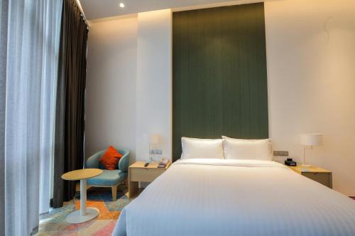 holiday inn express shanghai songjiang fangta by ihg