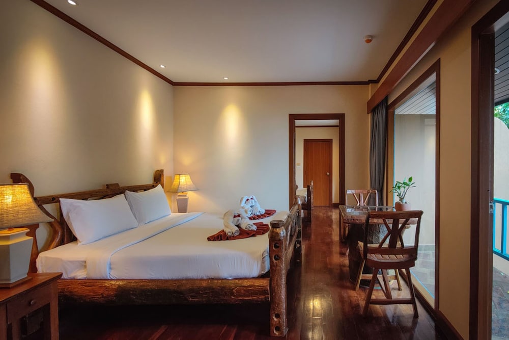 baan hin sai resort and spa