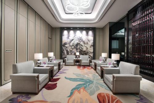 crowne plaza baoji city center by ihg