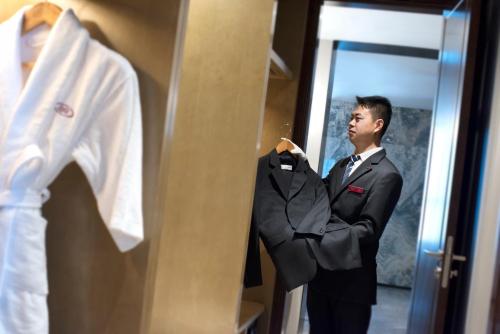 crowne plaza baoji city center by ihg