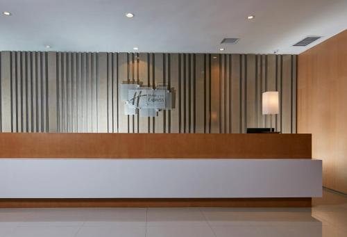 holiday inn express luoyang yichuan by ihg