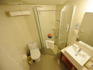 greentree inn shandong yantai development zone international airport shell hotel