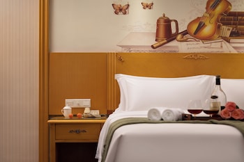 xinhaomei international hotel