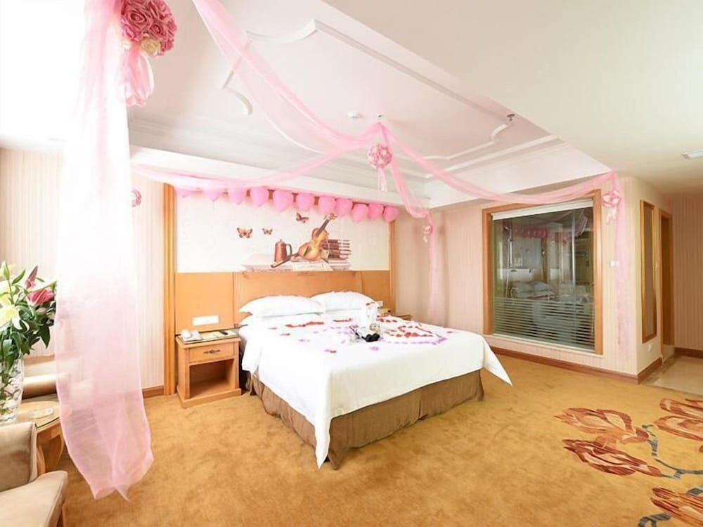 xinhaomei international hotel