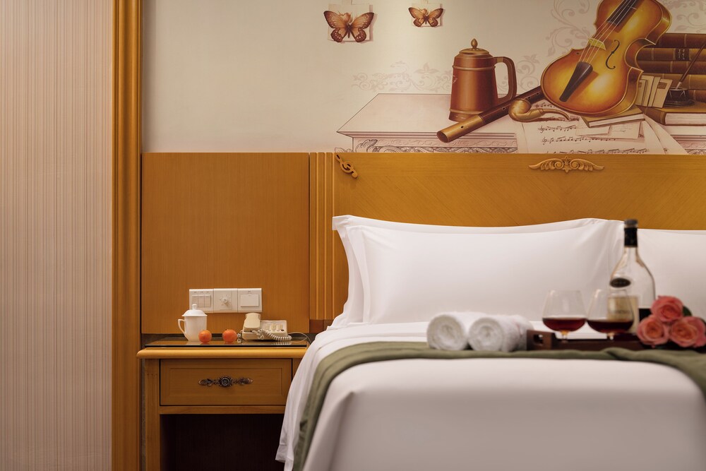 xinhaomei international hotel