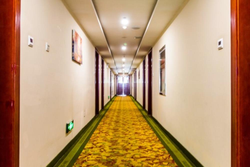 greentree inn dingzhou railway station business hotel