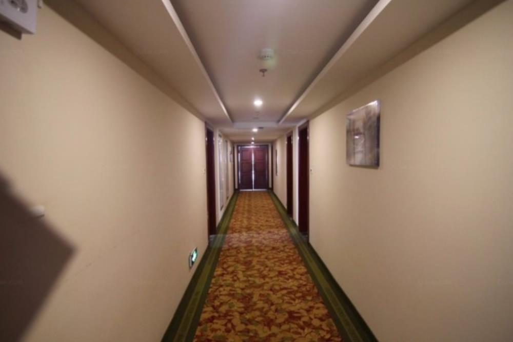 greentree inn dingzhou railway station business hotel