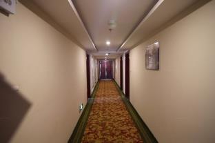 greentree inn dingzhou railway station business hotel
