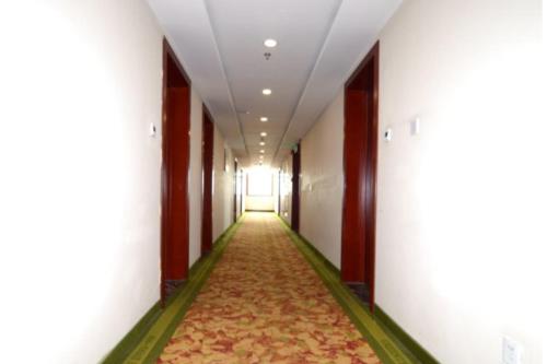 greentree inn dingzhou railway station business hotel