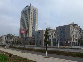 Greentree Inn Guangde County Zhongyang Lecheng Hotel,In Xuancheng,3 star