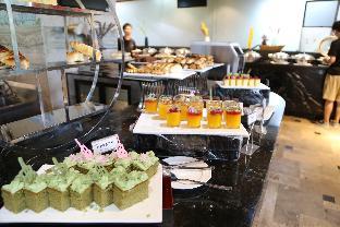 four season ocean courtyard hotel