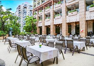 four season ocean courtyard hotel